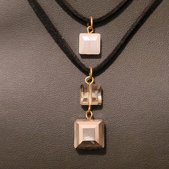 Estate Double Layer Faceted Glass Stones Necklace - Picture 3 of 4